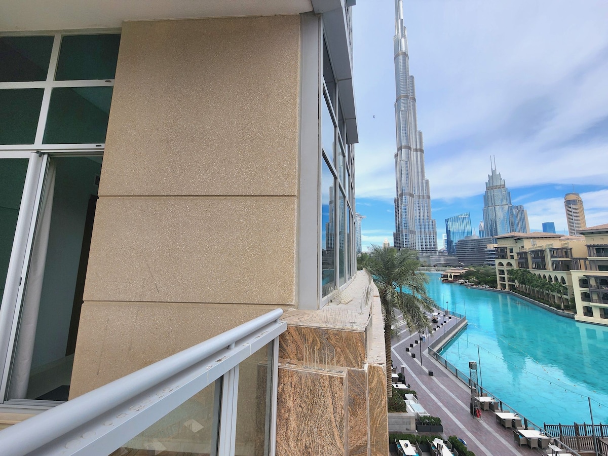 Downtown Gem | BurjKhalifa Views, Luxury Amenities