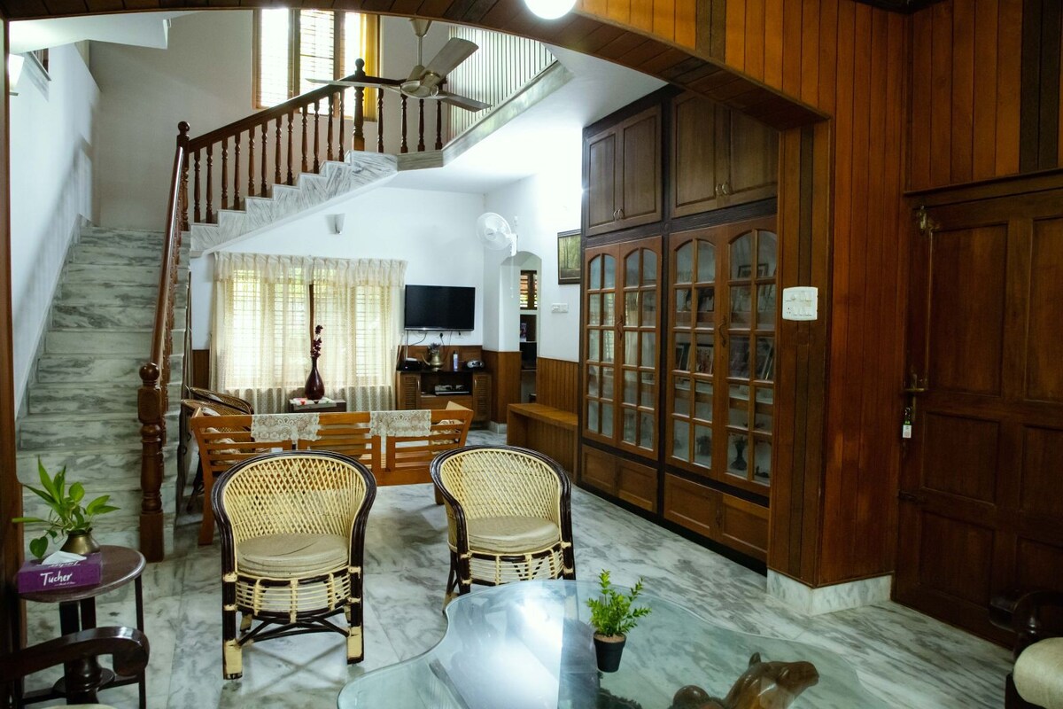 Zarahs Homestay, village house