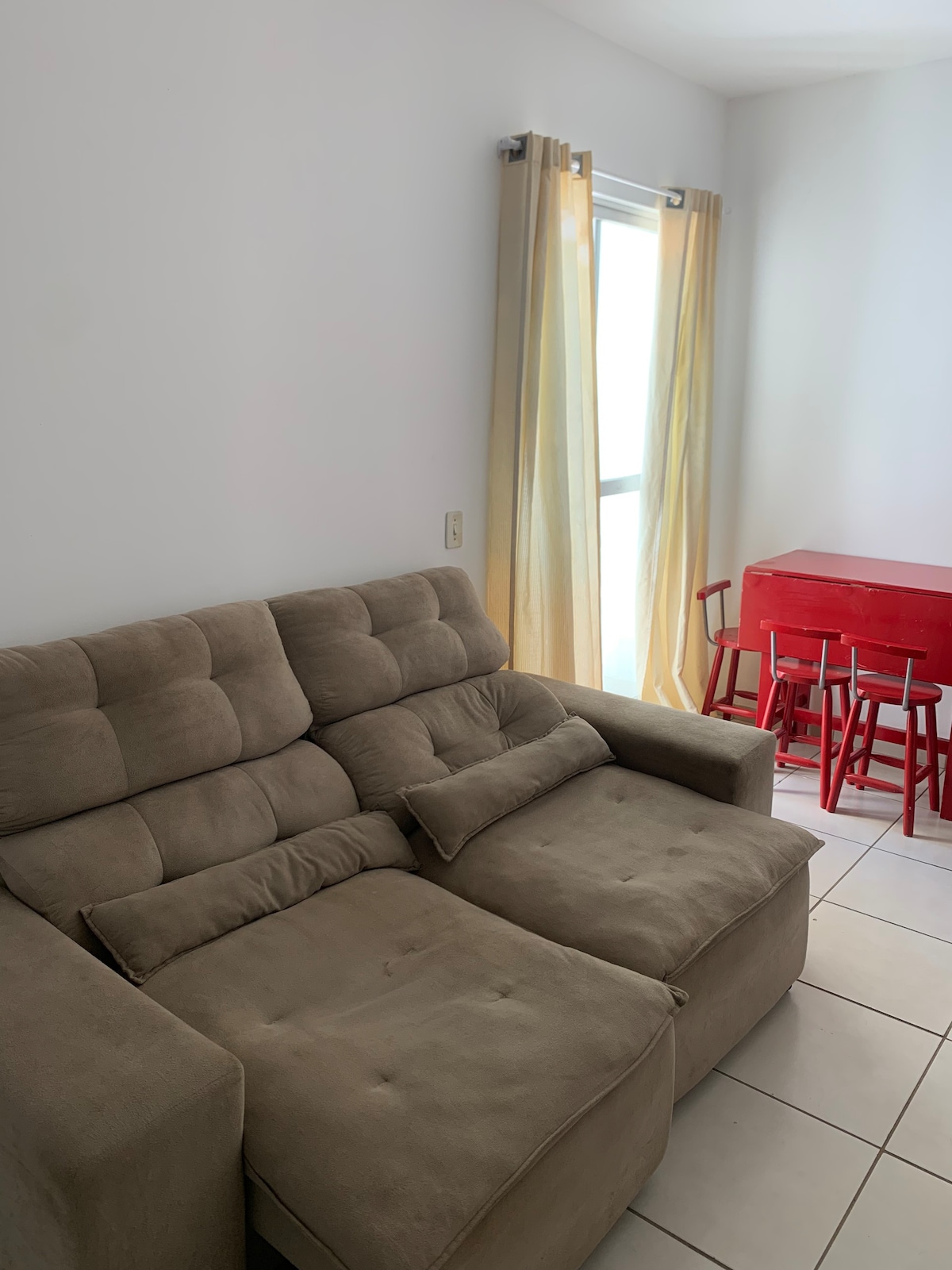 Apartamento mobiliado