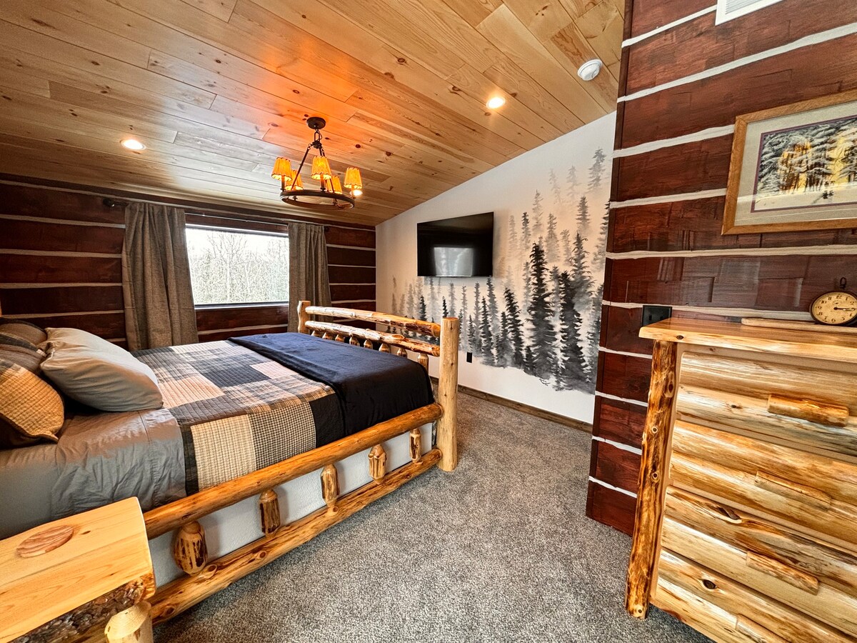 HundredAkre Wood Cabin ~ 2张特大号双人床~ RiverFrontage