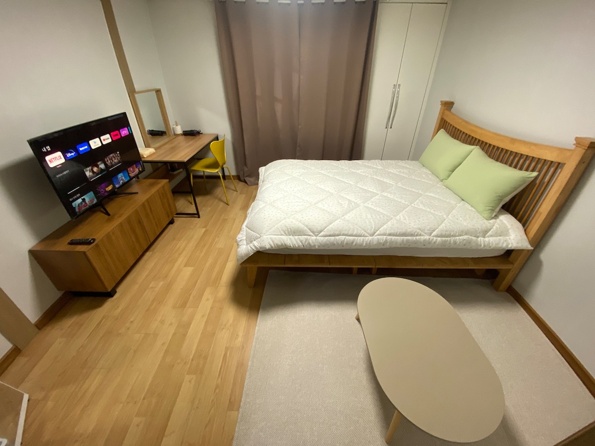 Hwangnidan-gil Daereungwon驾车3分钟A独立单间公寓Chunghyo 301 ，和我家一样舒适