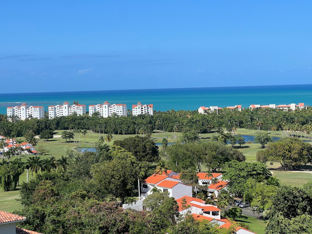 PRadise Hill | Villa w Views @ Beach & Golf Resort