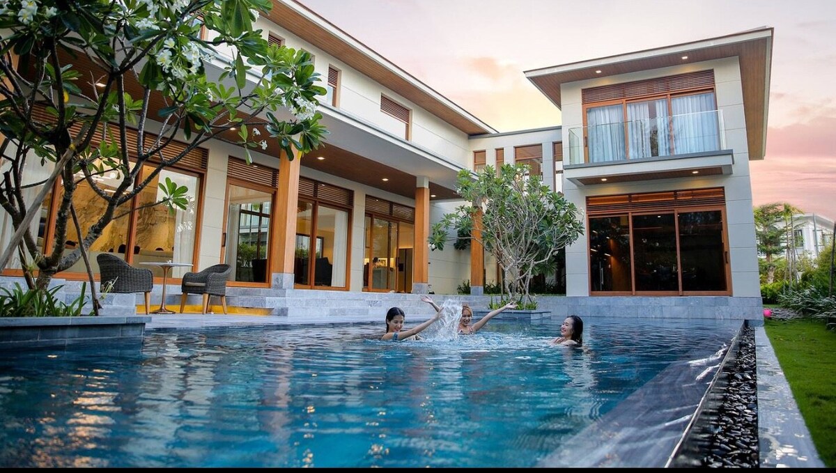 Ocean estates Luxury Villa Da Nang