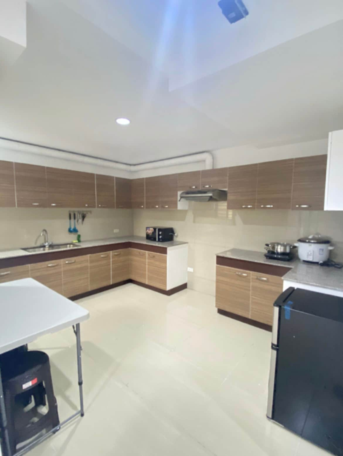 Big 3BR Unit (16pax+) Airport NAIA MOA BGC