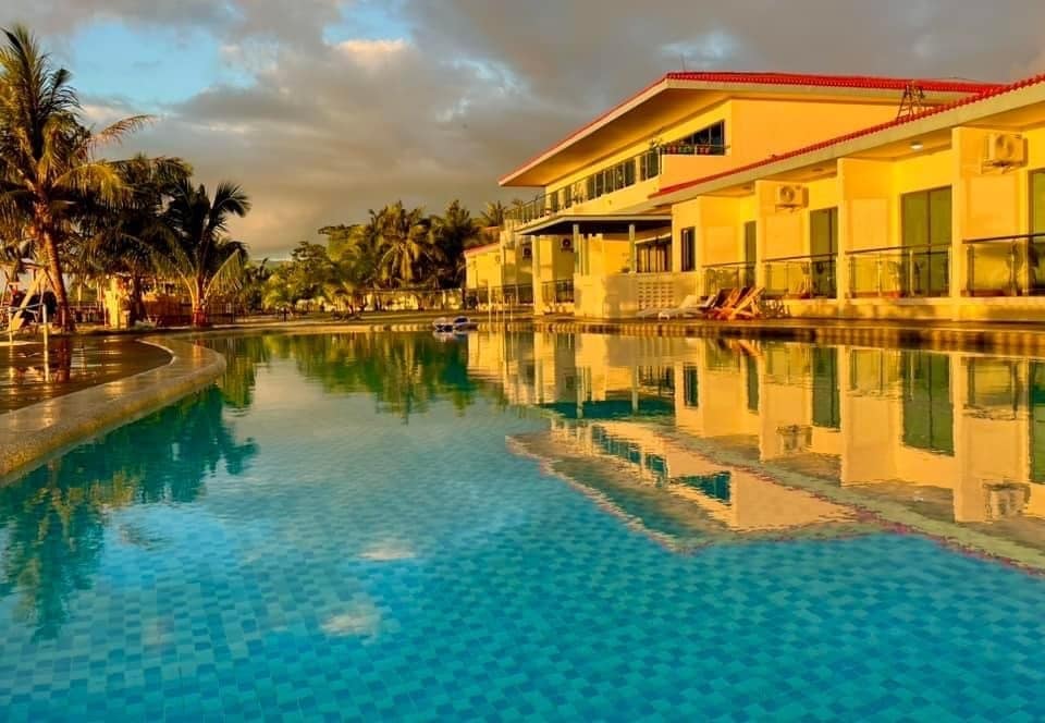 W Golf resort Oslob Twin Room with Sea View