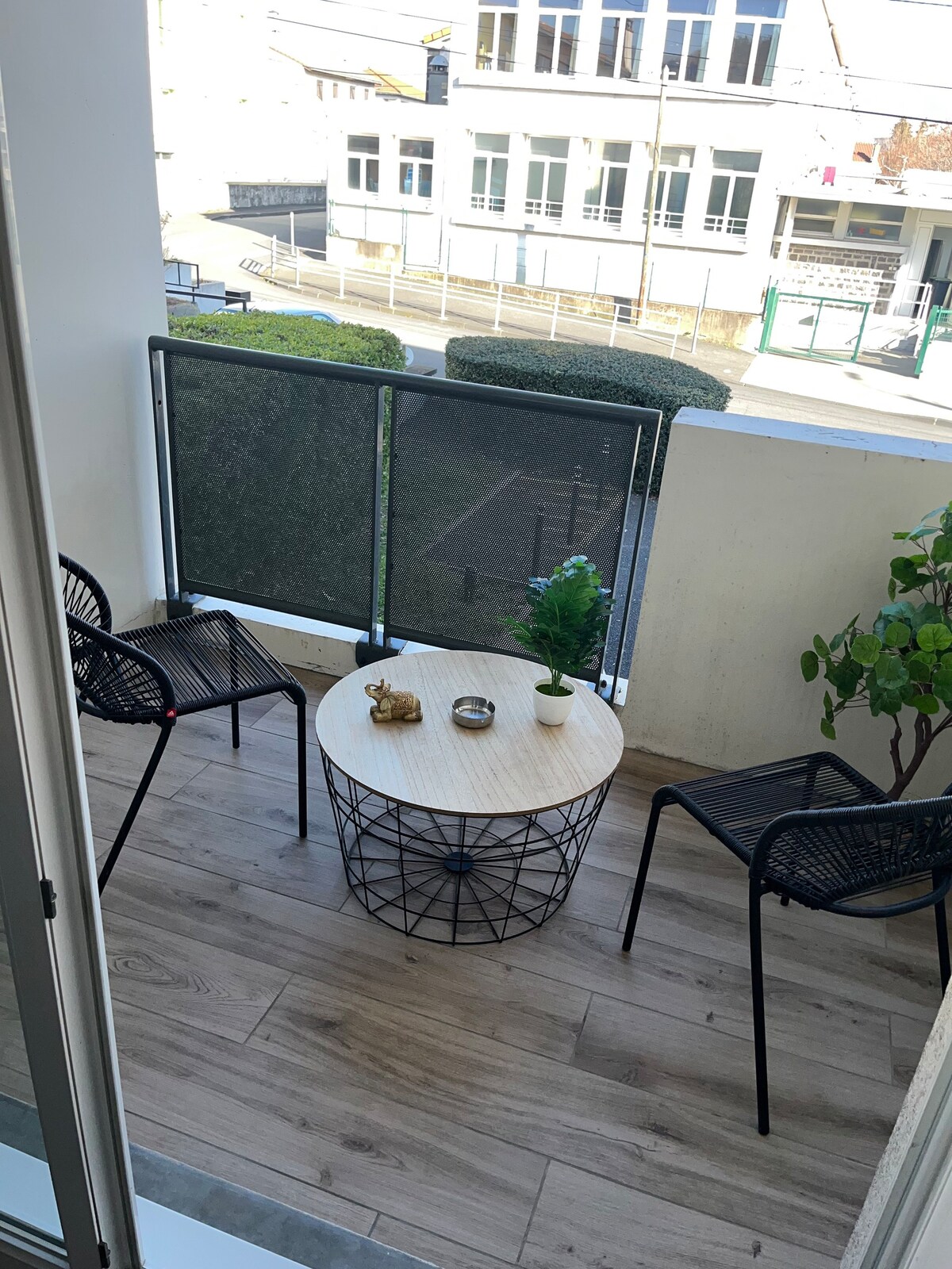 Superbe appartement en centre-ville balcon parking