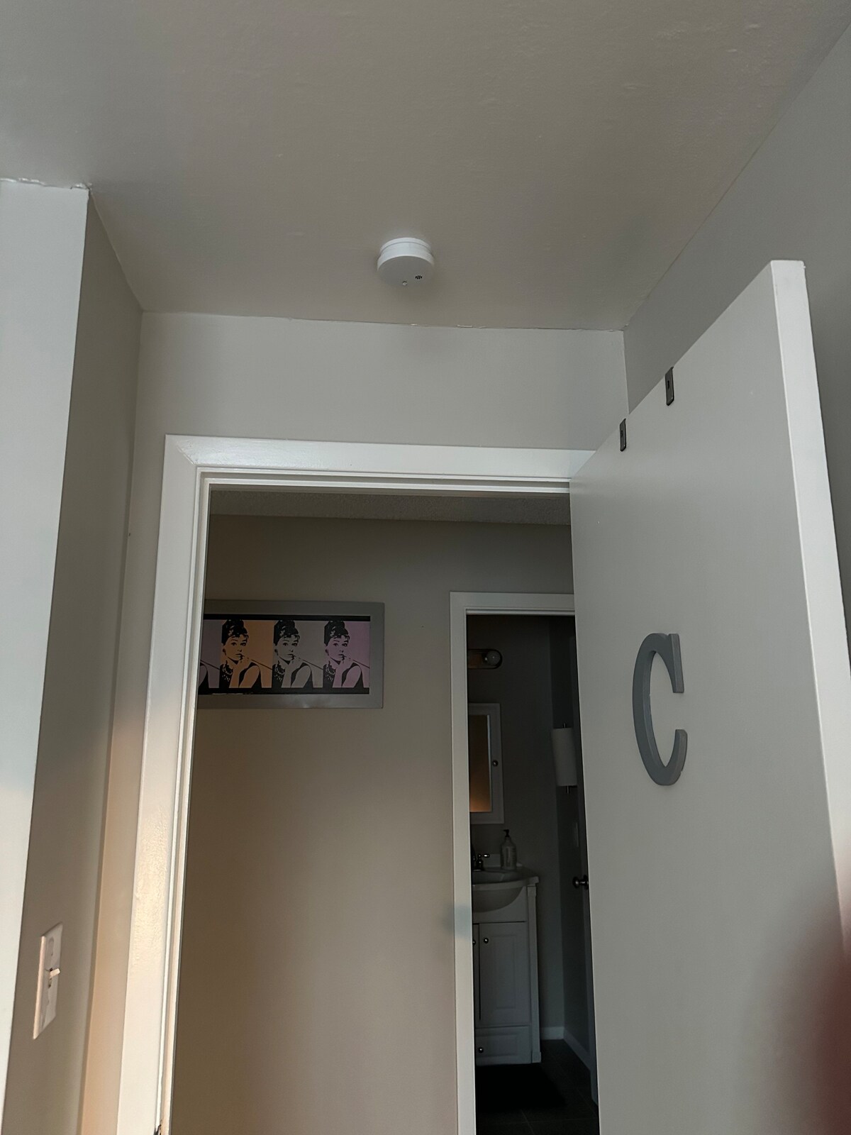 My Condo Rox - Room C