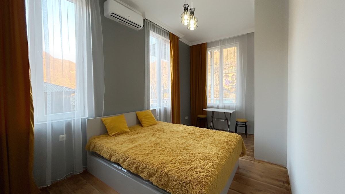 Yellow  hole apartment