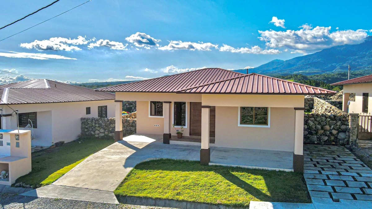 Hermosa Casa con vista Volcán