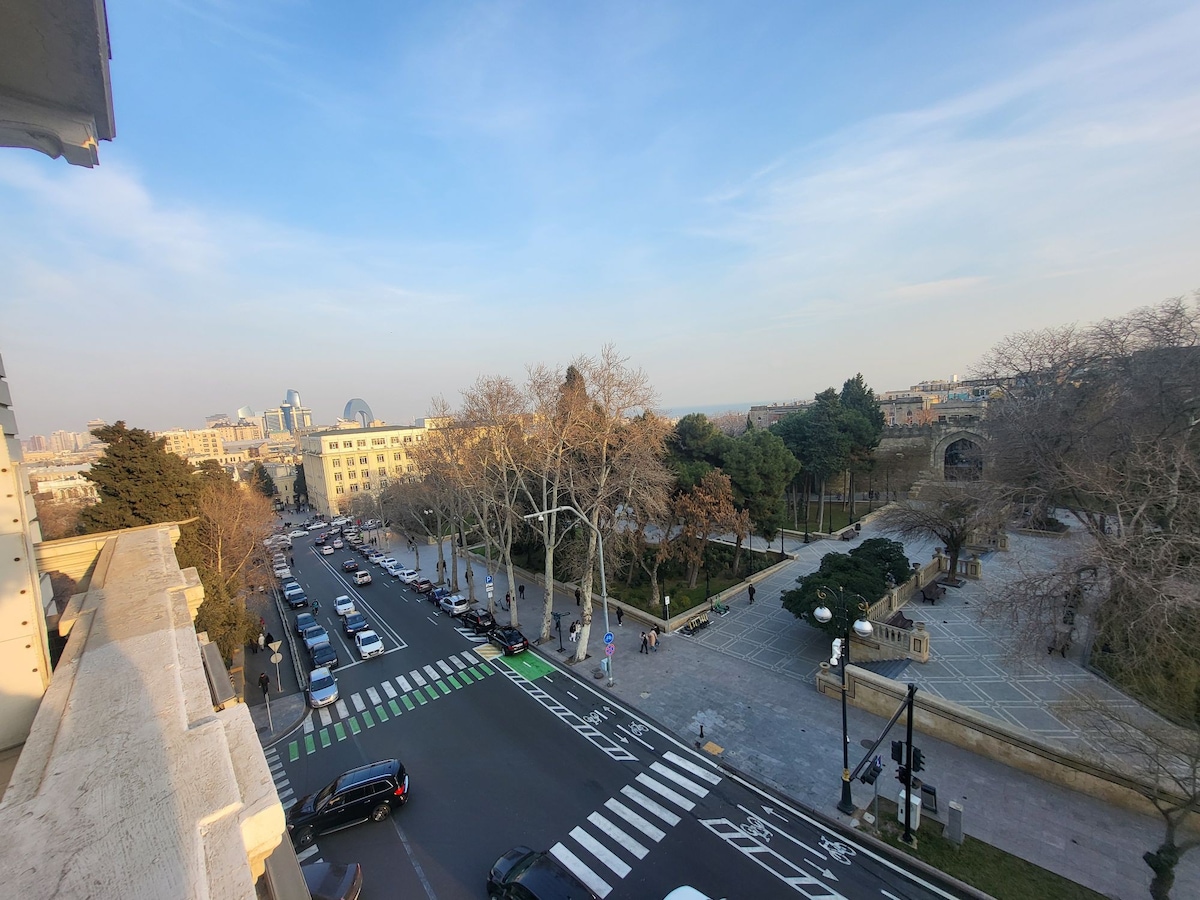 F 1, Nizami Street, Old City View.舒适宽敞。