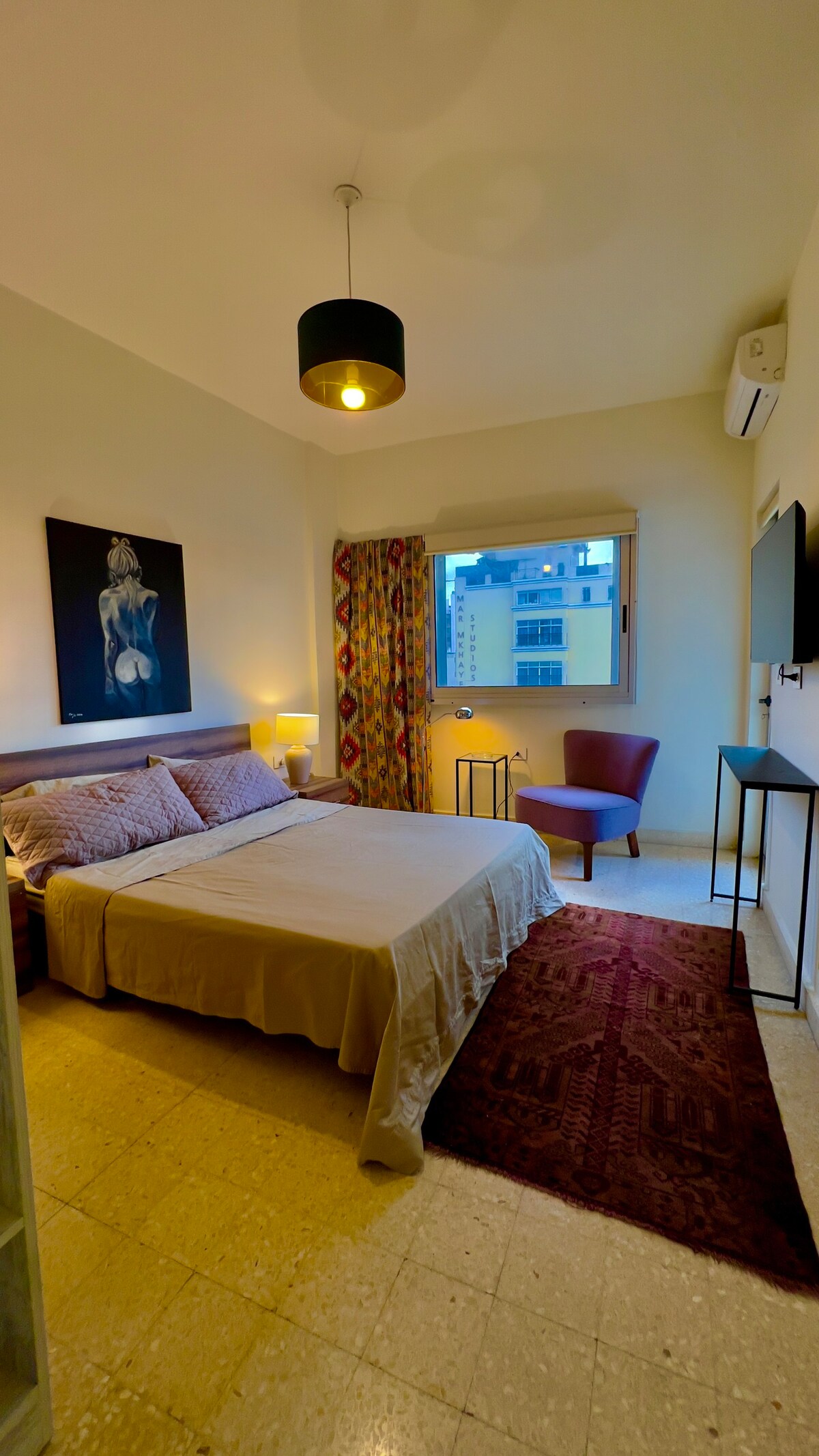 Mar Mikhael Guesthouse - Veranda Room - 24/7 Power