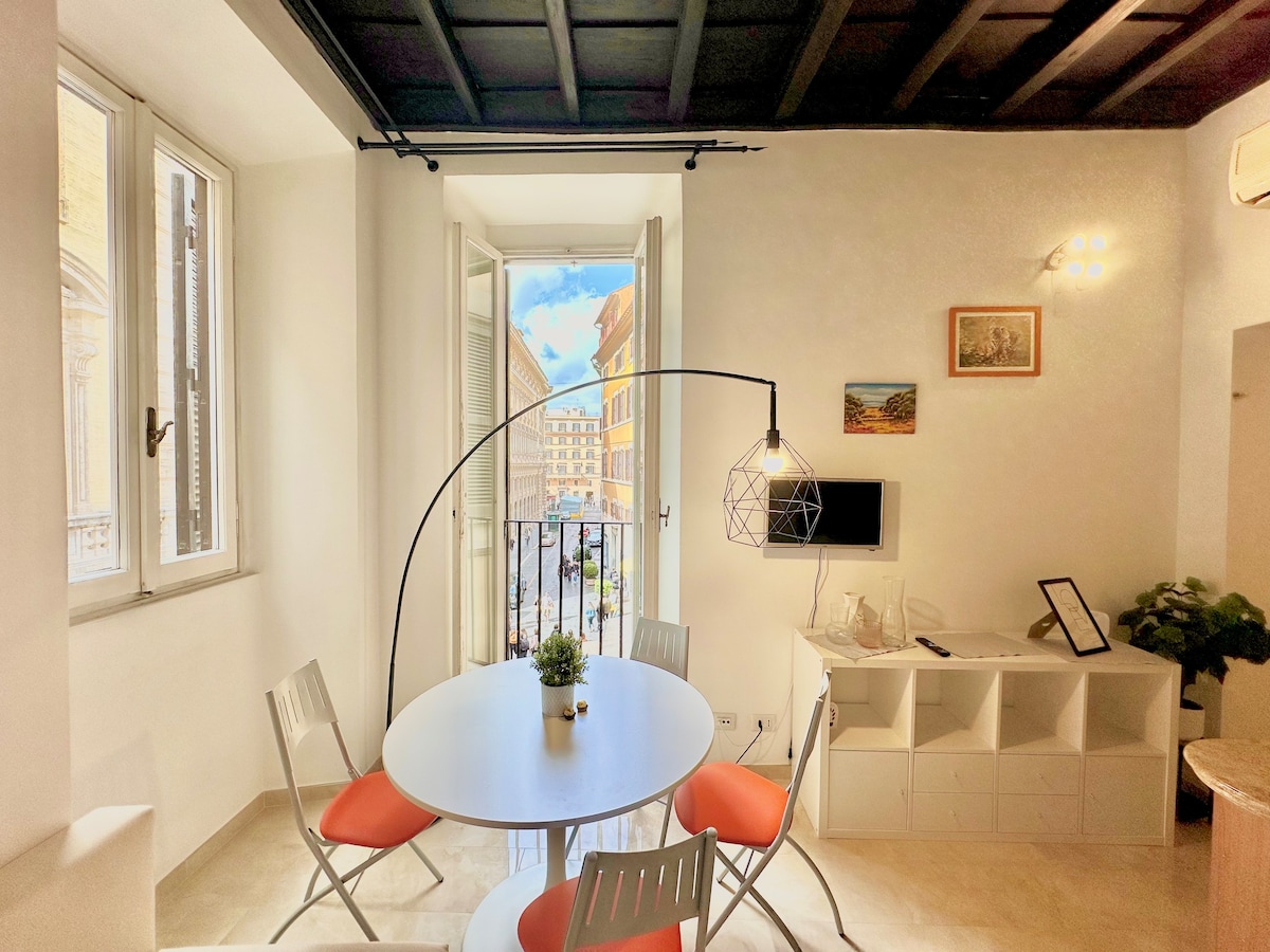"New" Trevi Nest - Charming View