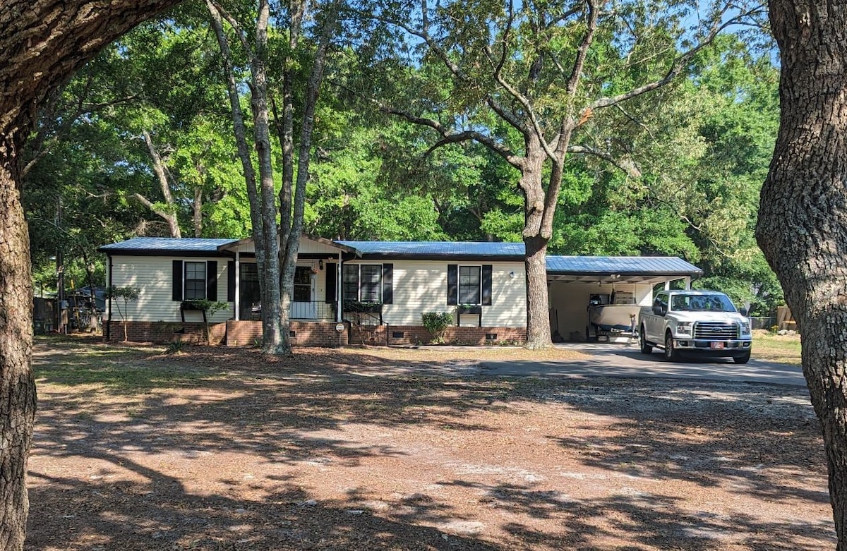 Quiet Family-Friendly Cottage near the beach