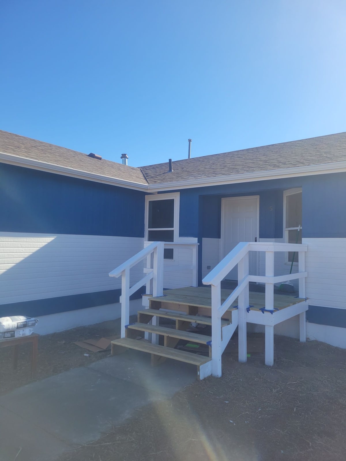 No Pets/Remodeled 3 bed 2bth