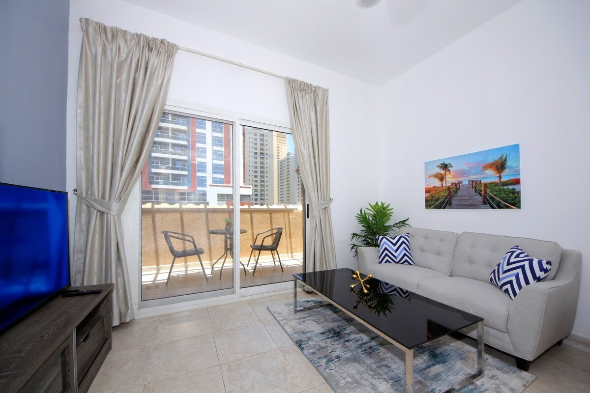 温馨的单间公寓，地理位置优越，靠近迪拜码头