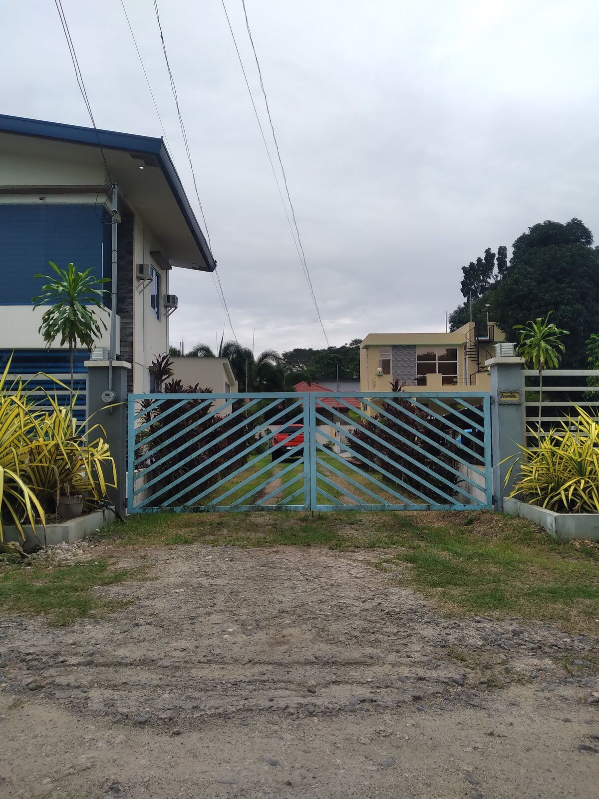 Family-friendly children's safe rental house.