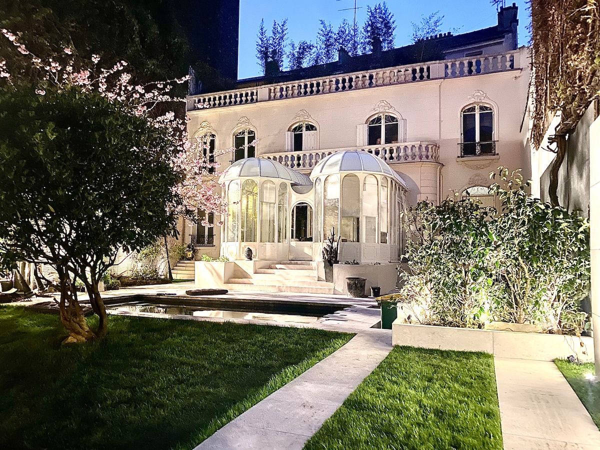 Villa Mandé - Paris avec Piscine, SPA & Fitness