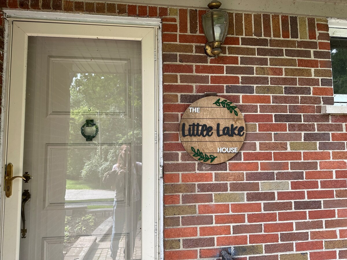 The Little Lake House