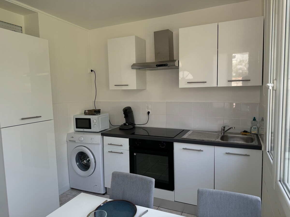 Appartement spacieux et moderne, proche Paris