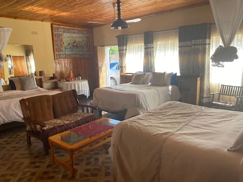 Selina Guest House Room 2