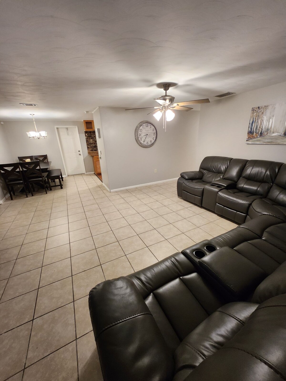 Central 3 Bedroom AC Home with Gameroom