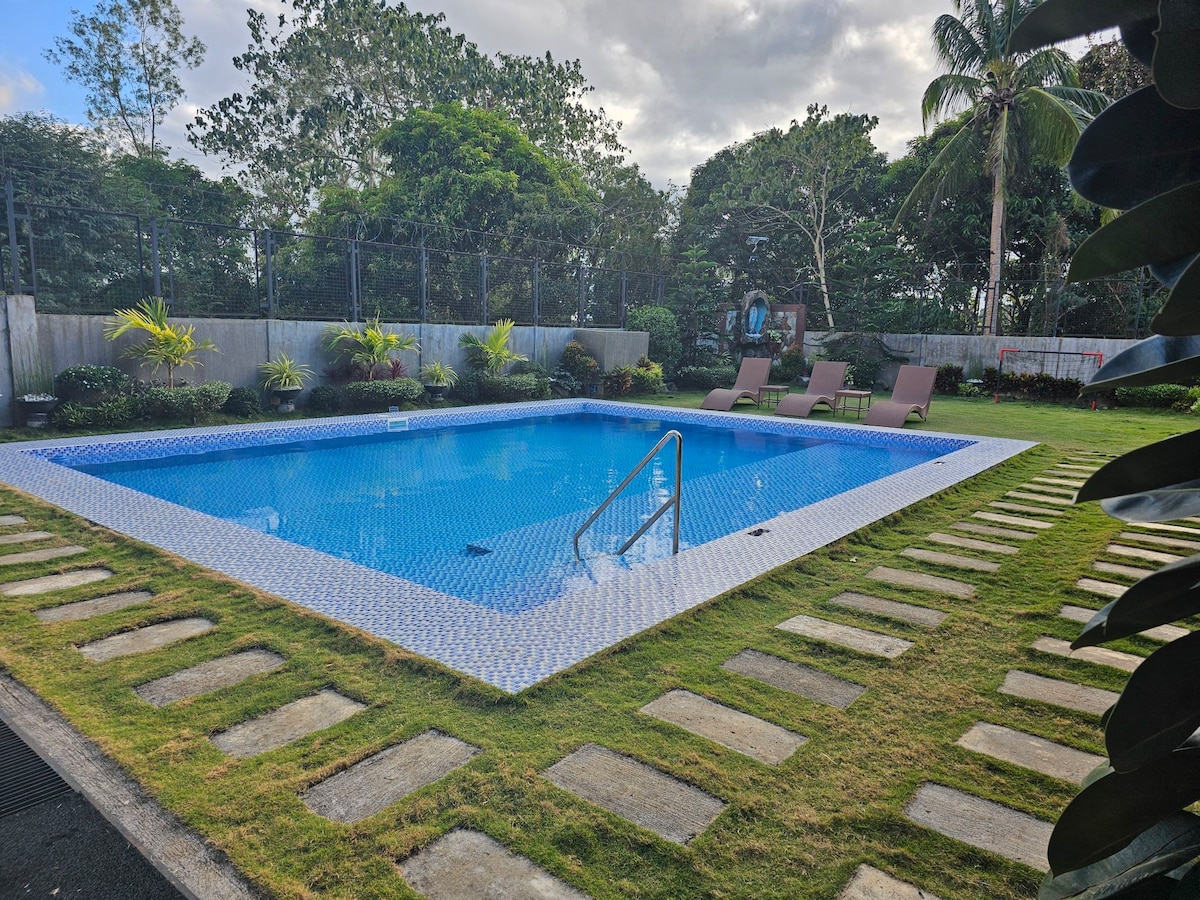 Casa Villanueva - Cabin with Large Pool and Garden