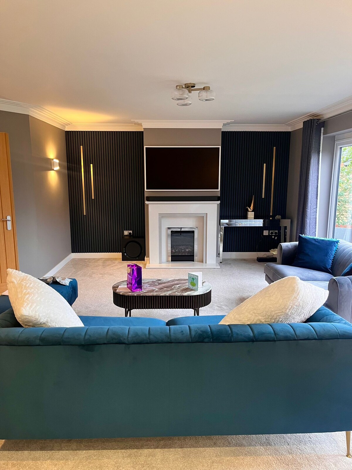 En-suite superking executive room in luxury home