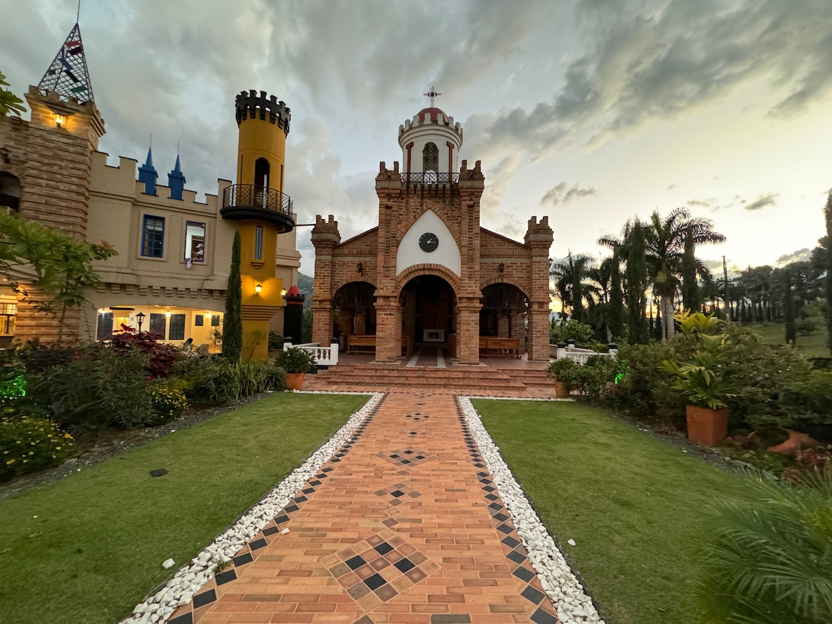 El castillo Medellín Luxury