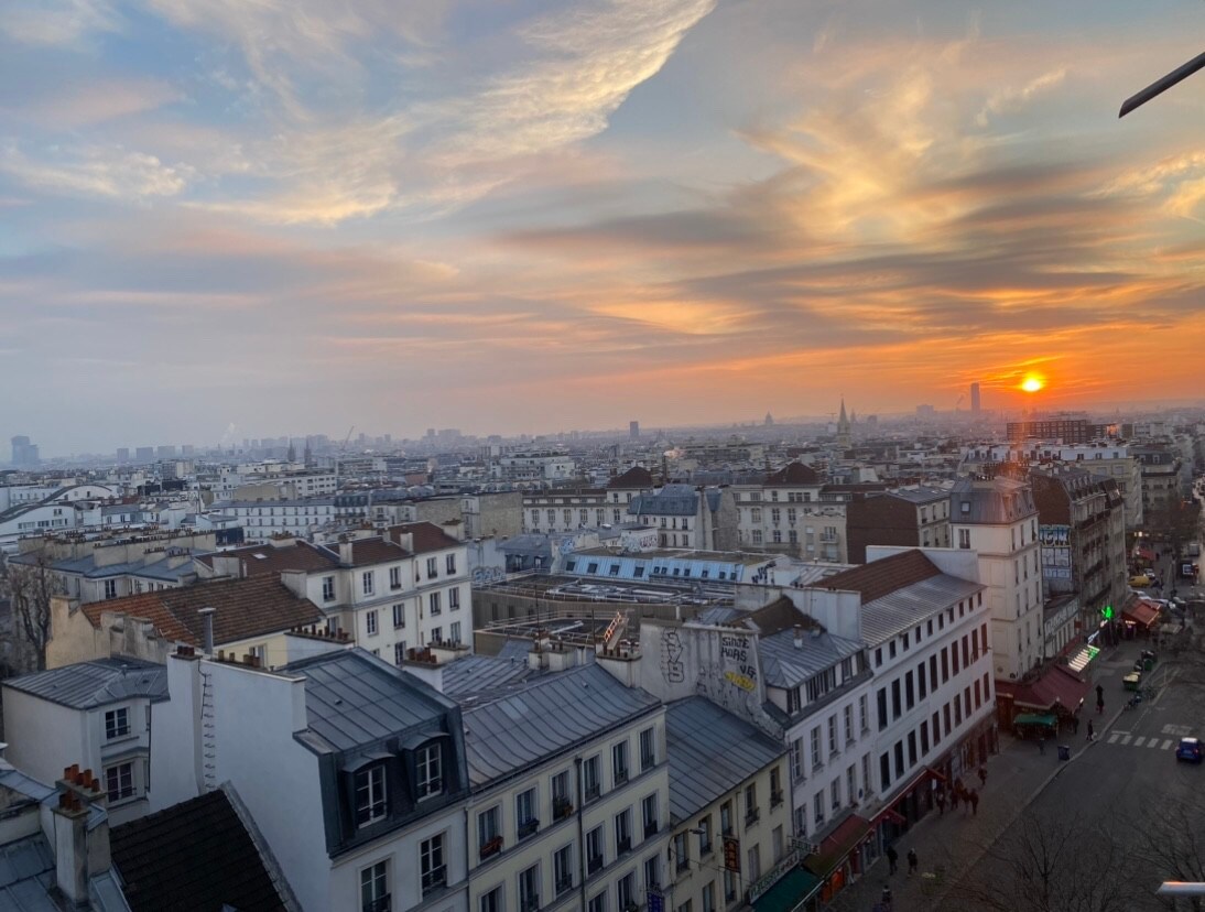 Lumineux T2 avec balcon vue sur Paris - Belleville