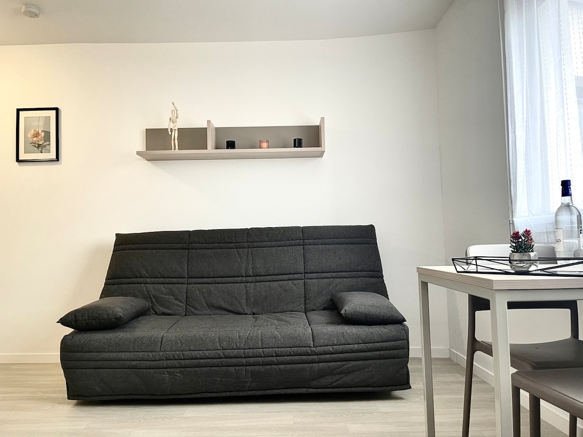 Studio cosy neuf à Paris