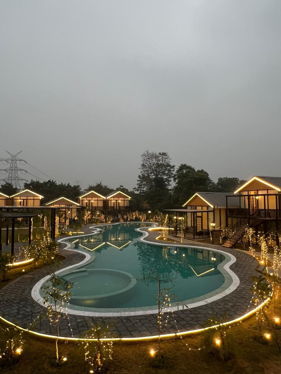 Raha Resorts-Cottage