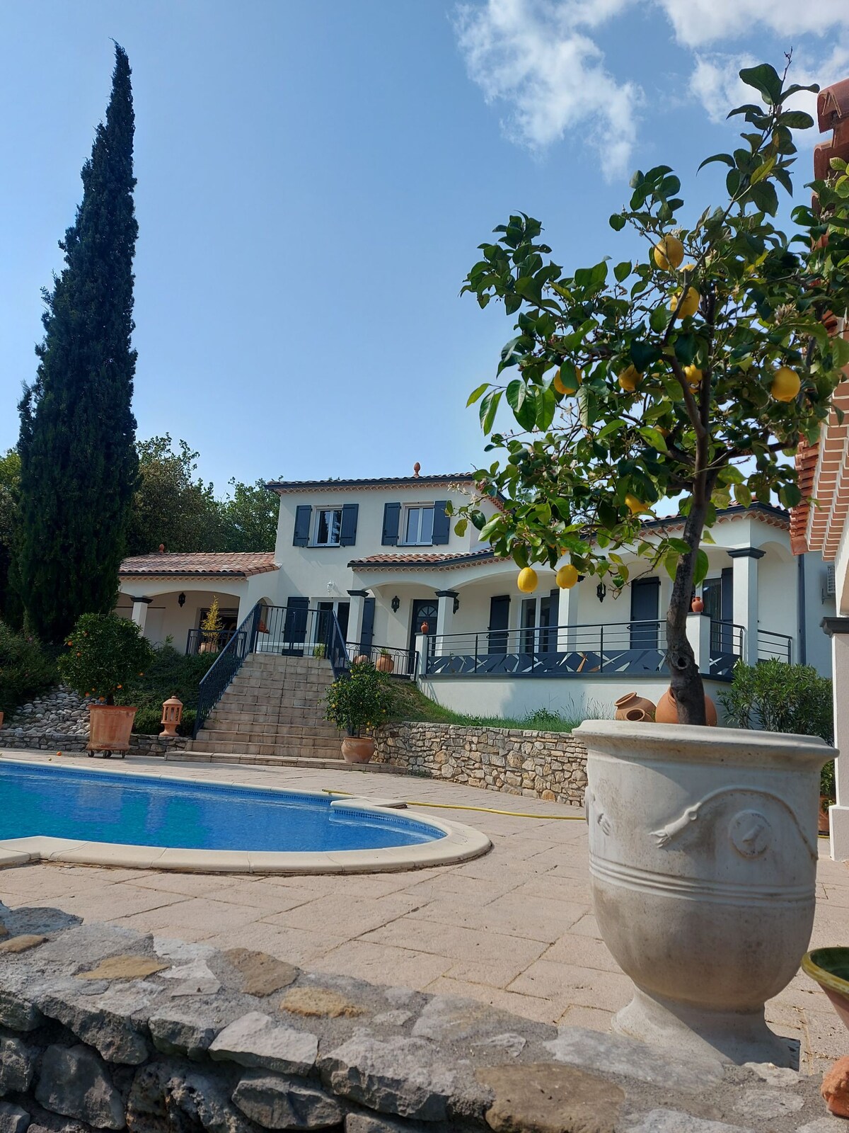 luxueuse villa de vacances en Cévennes/ Gard/ sud.