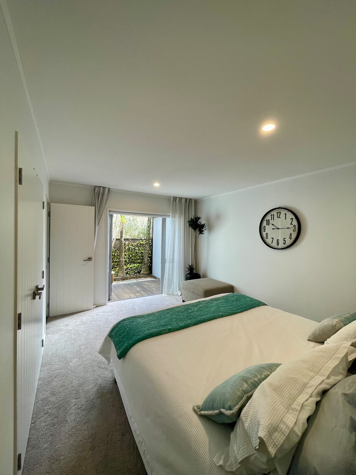 Entire guest suite in Auckland
3 private rooms