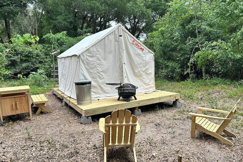 Glamping Ocala near the Springs