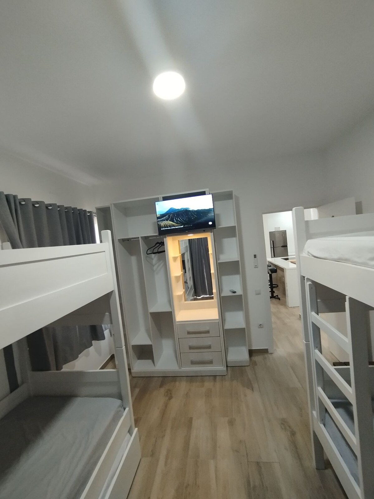 Habitació per 5 persones.