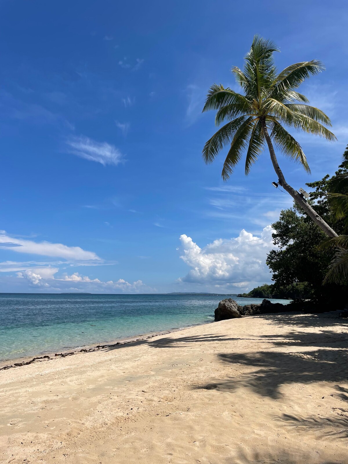 North Cove 
Casitas Guesthouse 
San Remigio, Cebu