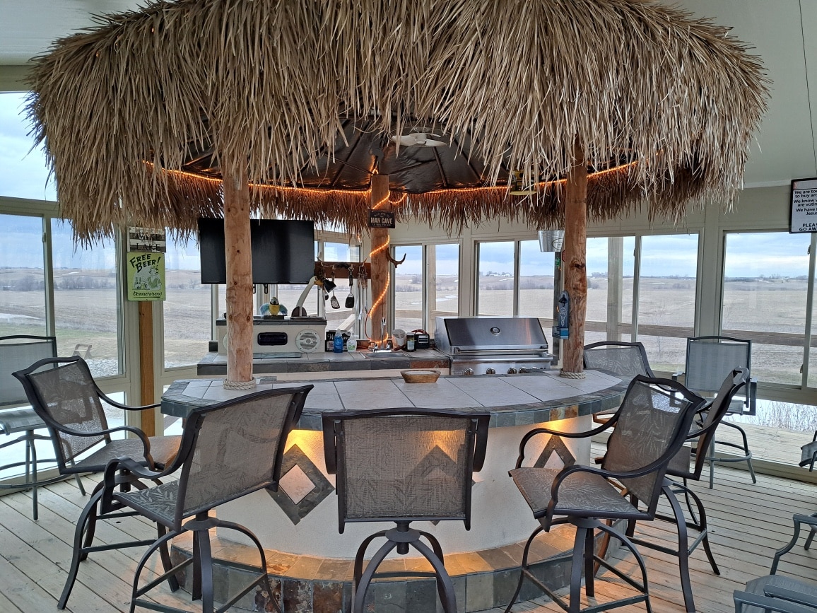 Broken Spoke Ranch private tiki bar/lake