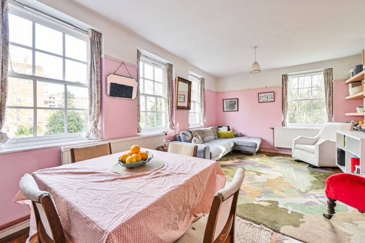 2 bedroom flat in Highgate