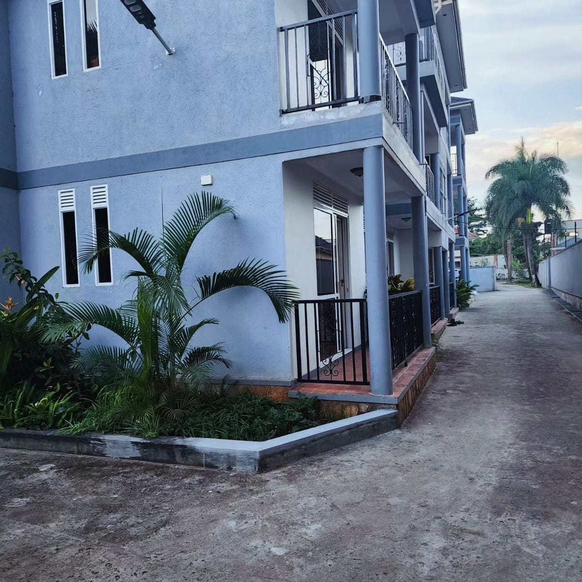Aster 2 bedrooms-Luthuli bugolobi