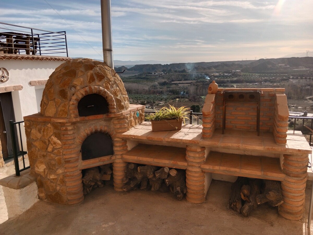 Cueva el mirador con horno árabe