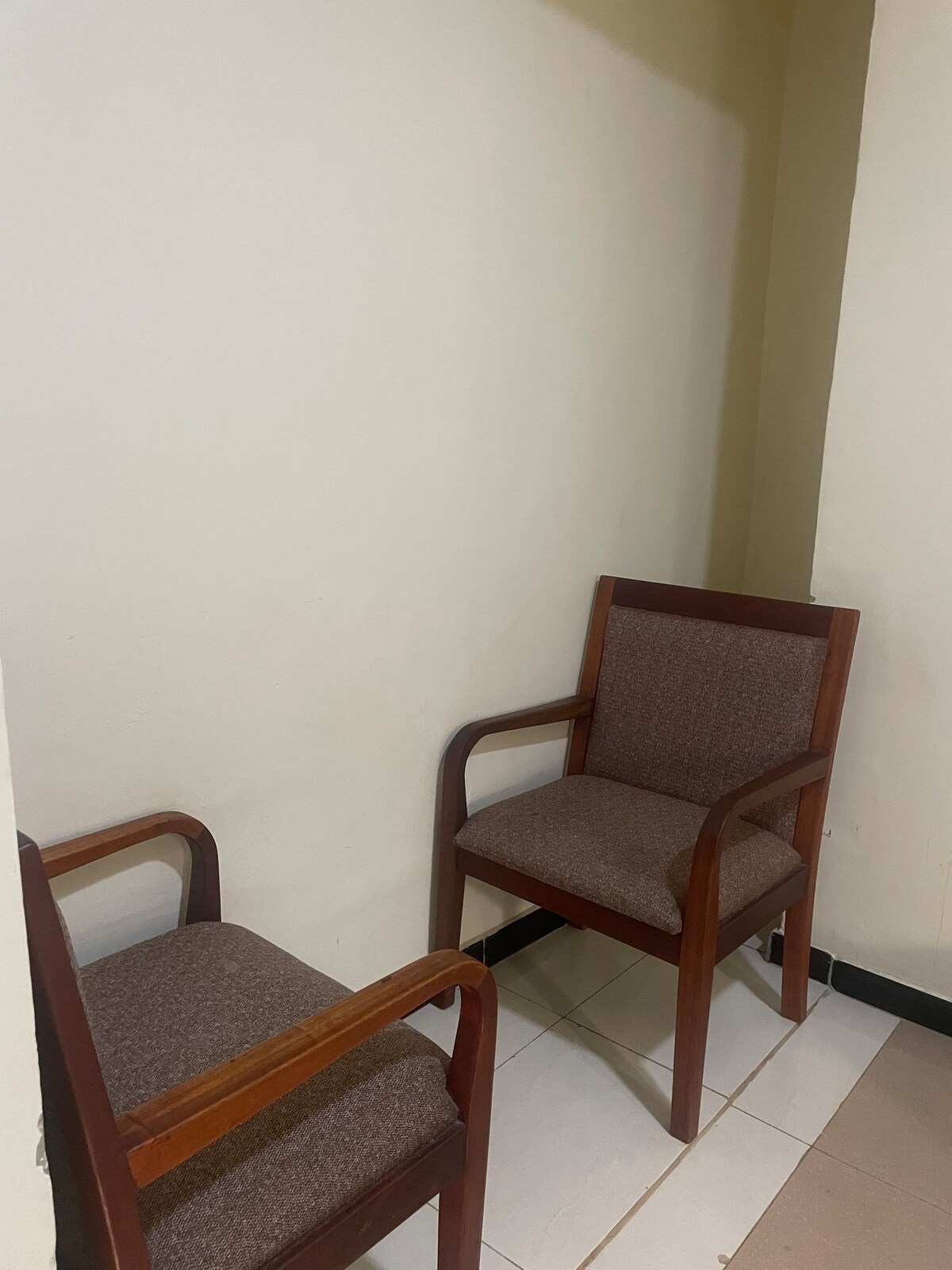 3bedroom Apartmt in Entebbe Town