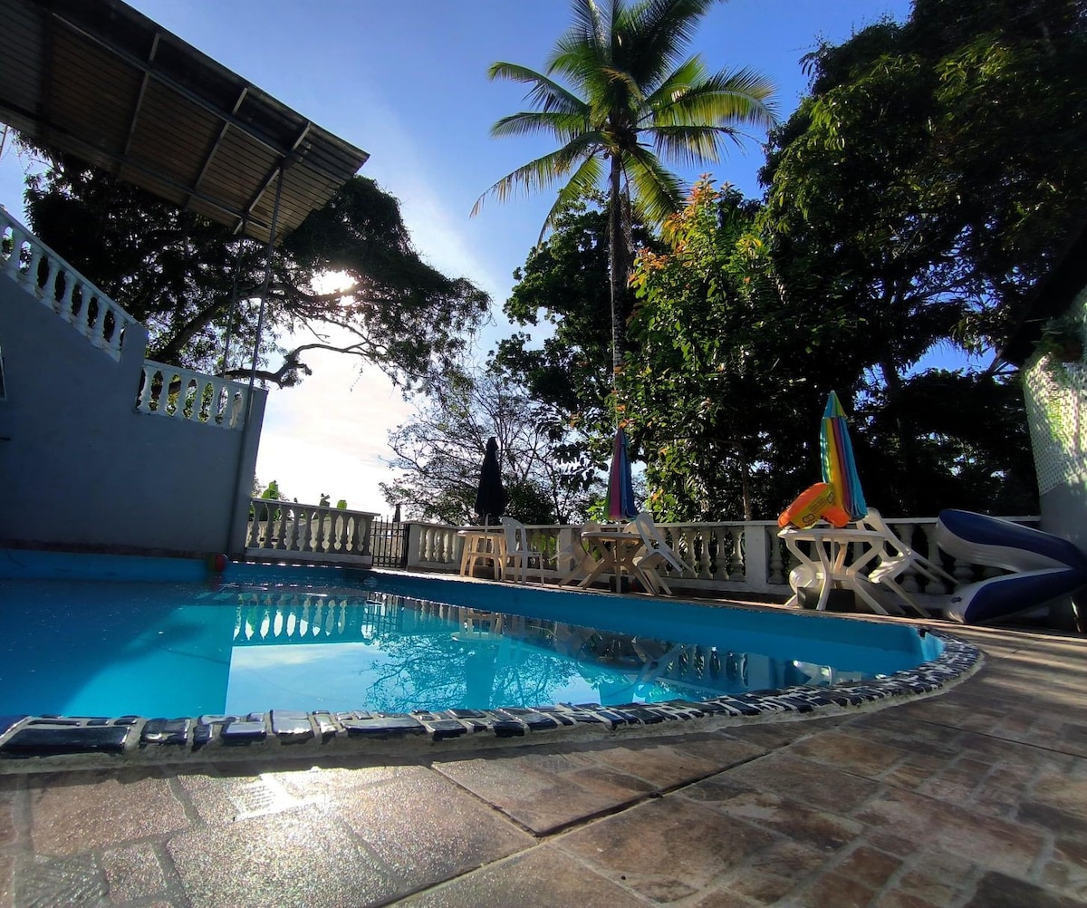 Casa en la ciudad de Panamá, piscina