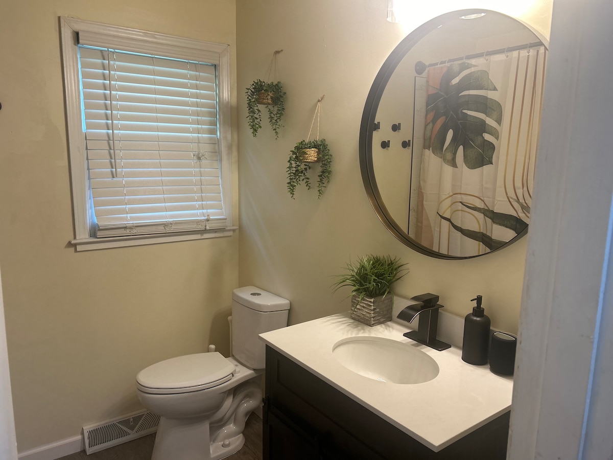 Cozy 4BR home *4 min from Casino