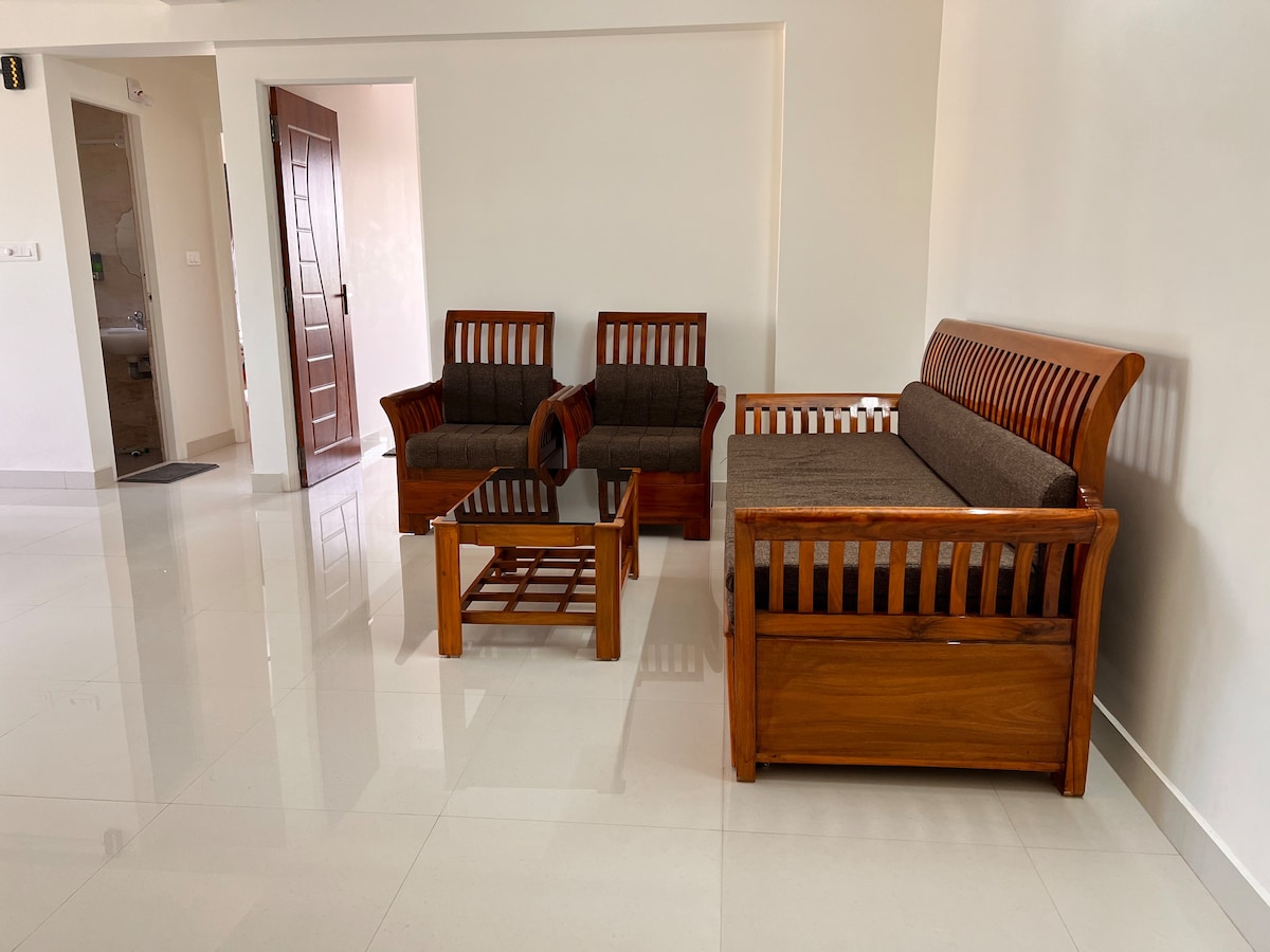 Nirvana Stay, Fully furnished flat with AC