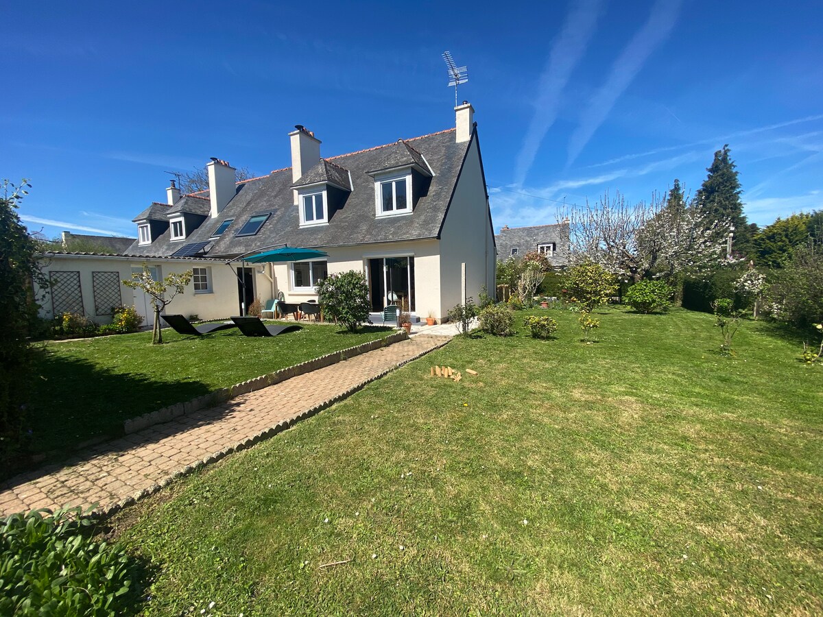 La maison d'à coté, gîte en bord de Rance