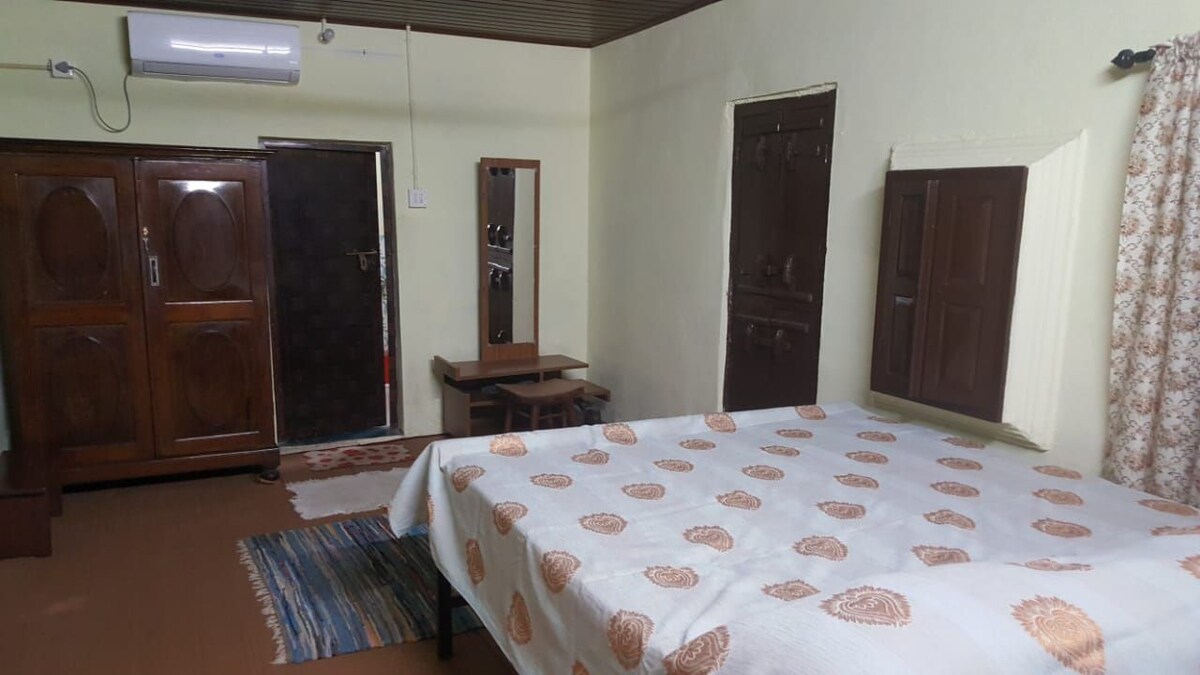 George Brooks Homestay