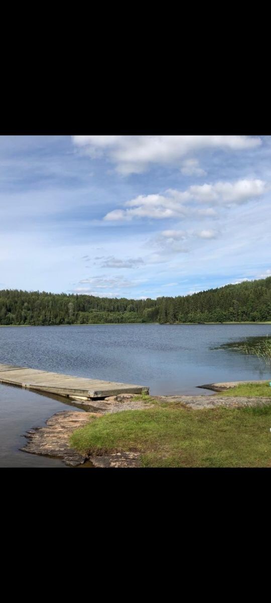 Lakeside Serenity Cottage