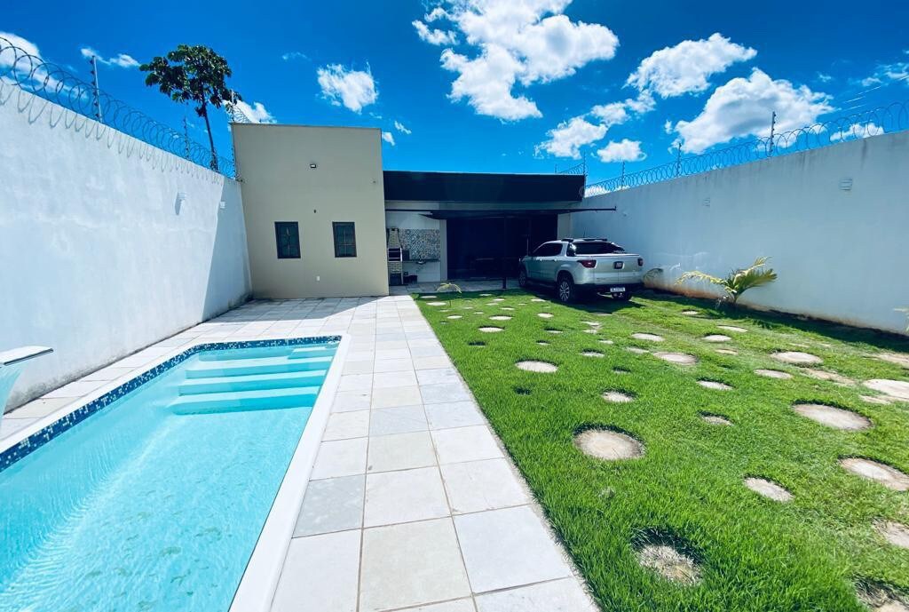 Casa com piscina