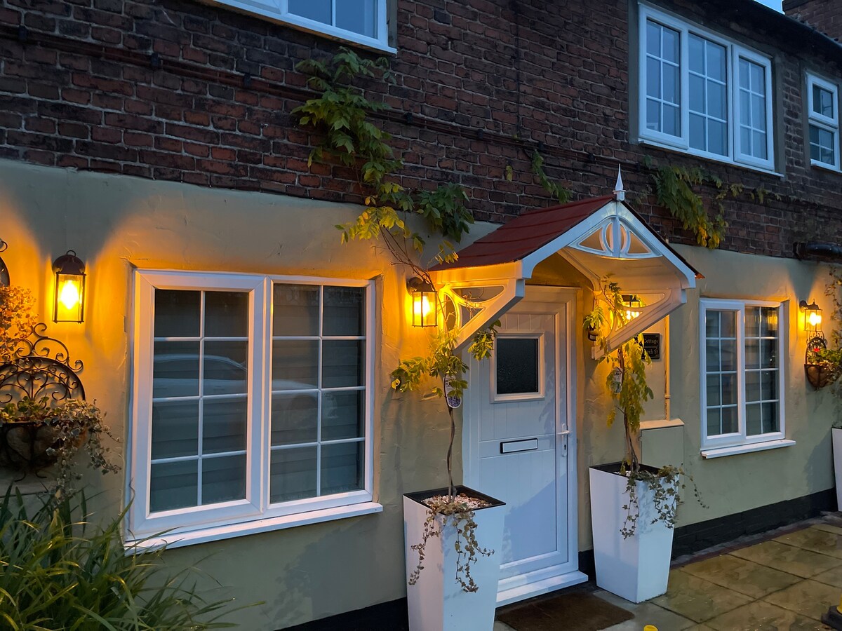 2 Bed ‘Cosy Cottage’ -Central Bawtry