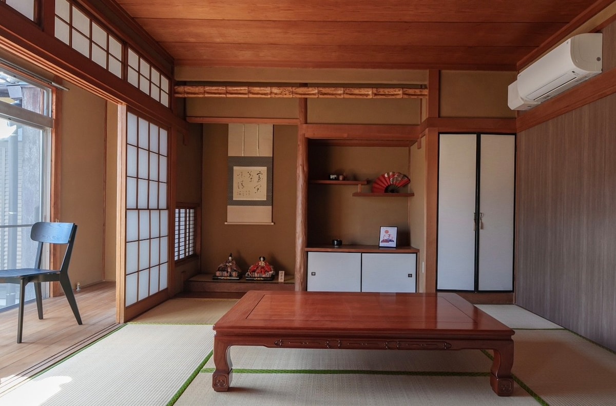 新規OPEN!伝統的な日本の家/広々99㎡/家族、グループの長期滞在に/最大9名/長期割引/gifu